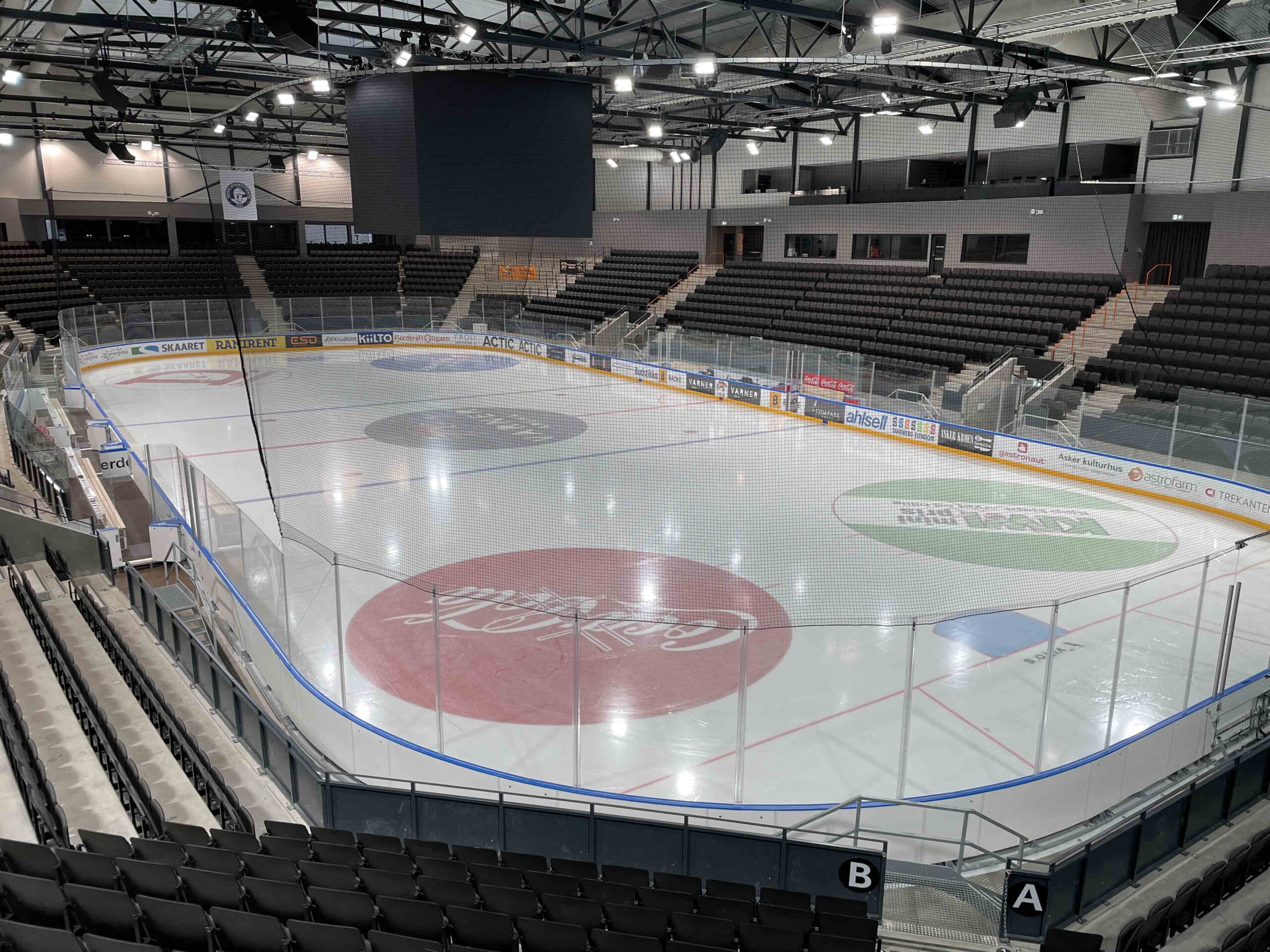Varner Arena – Ishall (2022)